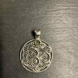 Moldavit (Tektit) Om in Silber